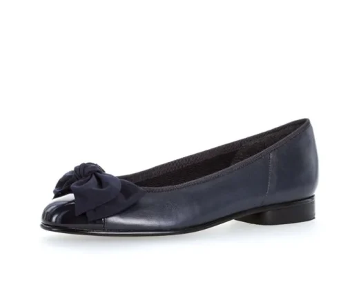Elegante ballerina blauw