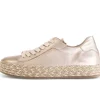 Lage sneaker beige