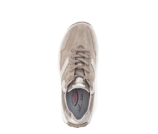 Lage sneaker beige
