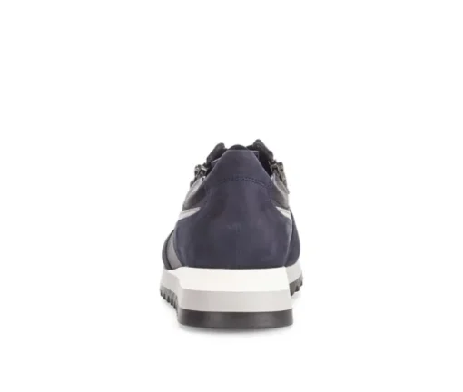 Lage sneaker blauw
