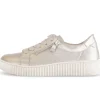 Lage sneaker goud