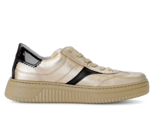Lage sneaker goud