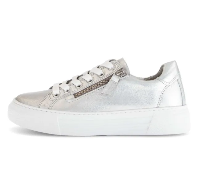 Lage sneaker zilver
