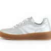 Lage sneaker zilver