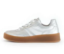 Lage sneaker zilver