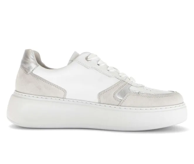 Lage sneaker zilver