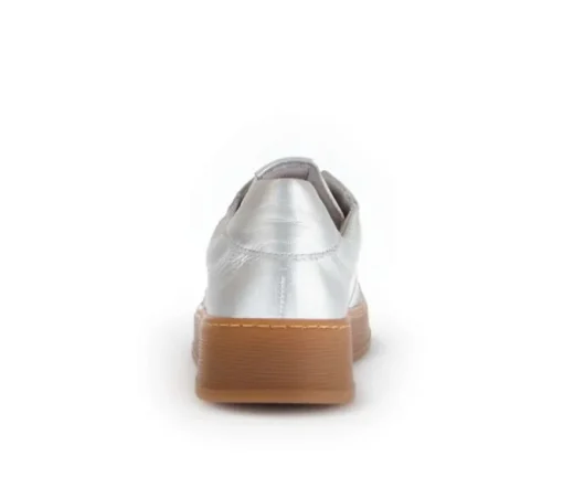 Lage sneaker zilver