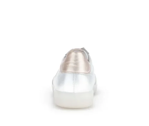 Lage sneaker zilver