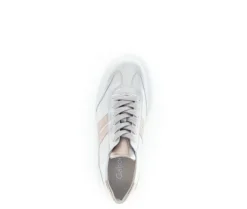 Lage sneaker zilver