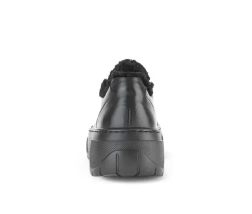 Lage sneaker zwart