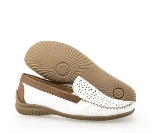 Mocassin wit
