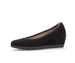 Pump met sleehak zwart