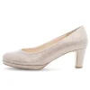 Pump op plateauzool rose