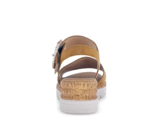 Sandal met riempjes bruin