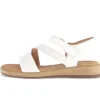 Sandal met riempjes crème