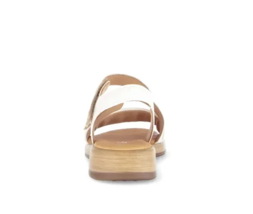 Sandal met riempjes crème
