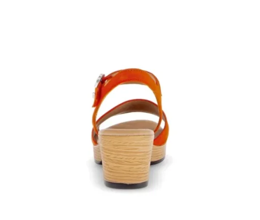 Sandal met riempjes oranje