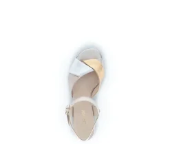 Sandal met riempjes rose