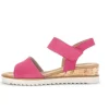 Sandal met riempjes roze