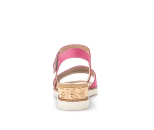 Sandal met riempjes roze