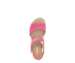 Sandal met riempjes roze