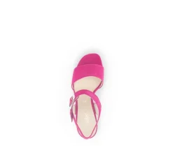 Sandal met riempjes roze