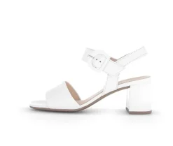 Sandal met riempjes wit