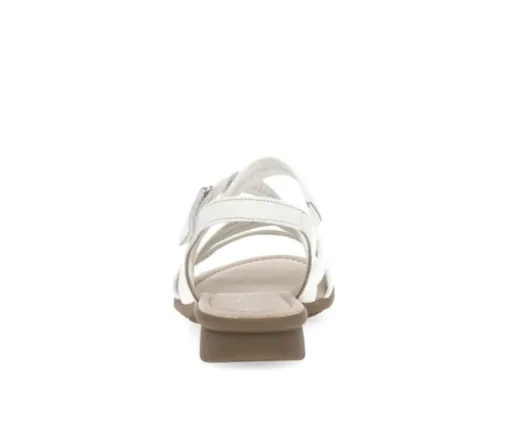 Sandal met riempjes wit