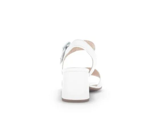 Sandal met riempjes wit