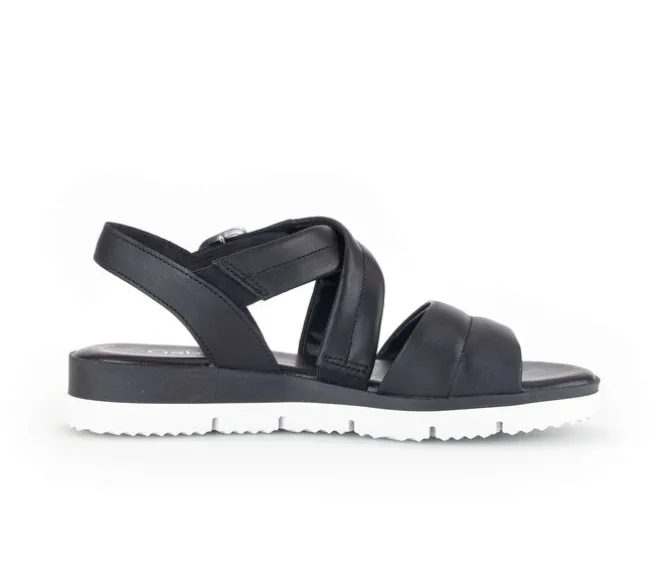 Sandal met riempjes zwart