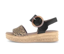 Sandale met plateauzool beige
