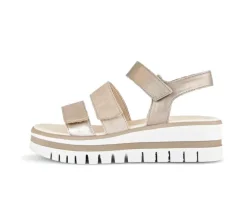 Sandale met plateauzool beige
