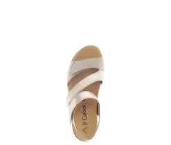 Sandale met plateauzool beige