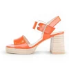 Sandale met plateauzool oranje
