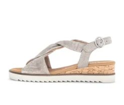 Sandaleno met sleehak beige