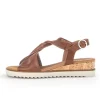 Sandaleno met sleehak bruin