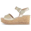 Sandaleno met sleehak goud