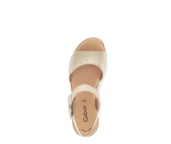 Sandaleno met sleehak goud