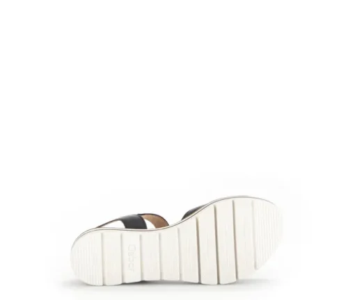 Sandaleno met sleehak zwart