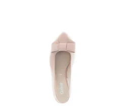 Sling-back rose
