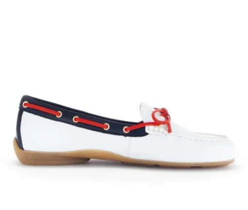 Slip-on wit