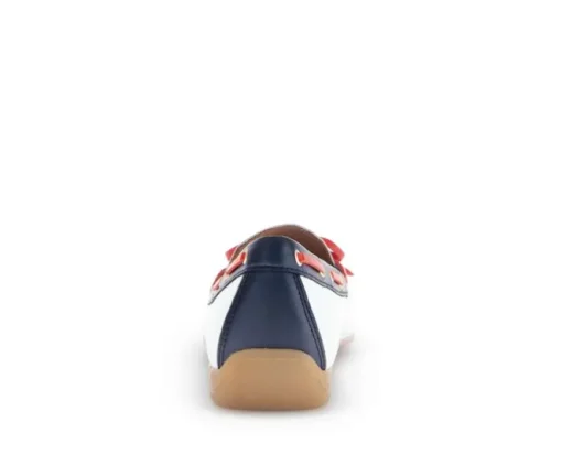 Slip-on wit
