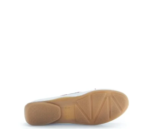 Slip-on wit