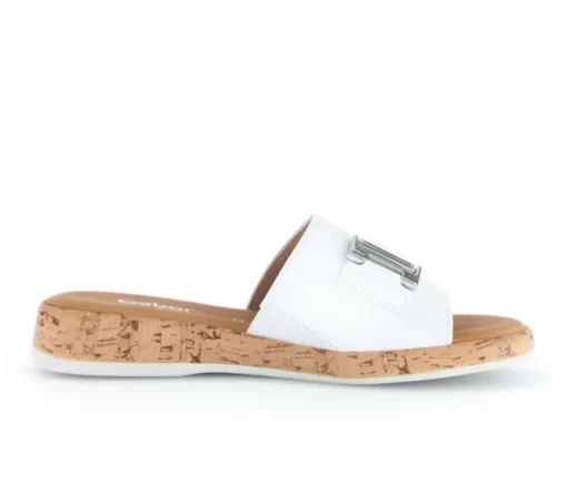 Slipper wit