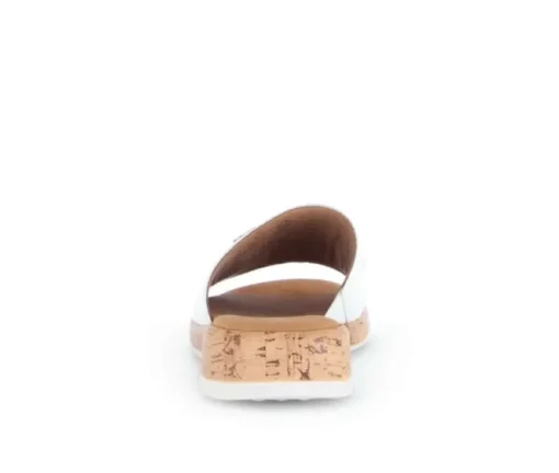 Slipper wit