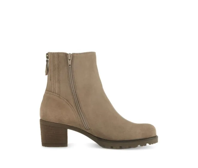 Sportief enkellaarsje bruin